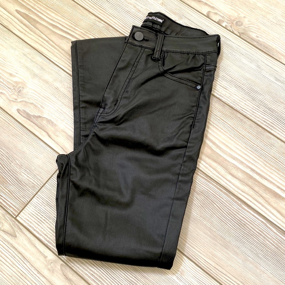 Imitation leather skinny pants